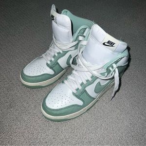 Nike Women’s Dunk High 1985 Size 8 (orig purchaser cancelled!)